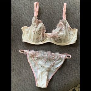 Victoria’s Secret Lingerie Set